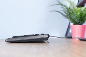 Wired Trust Keyboard - Image 3